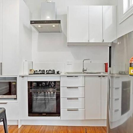 Cheerful 1 Bedroom Home With Free Parking Окленд Екстер'єр фото